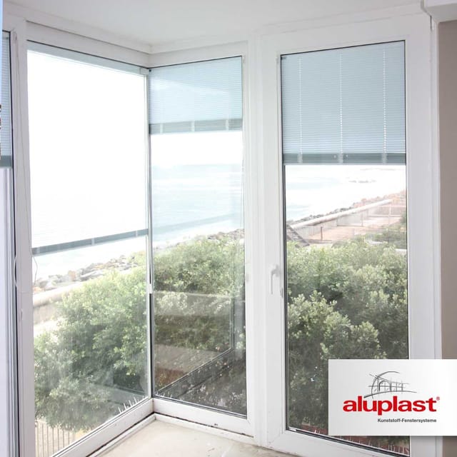 ALCOVE Corner Window