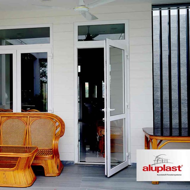 ALCOVE Outward Door
