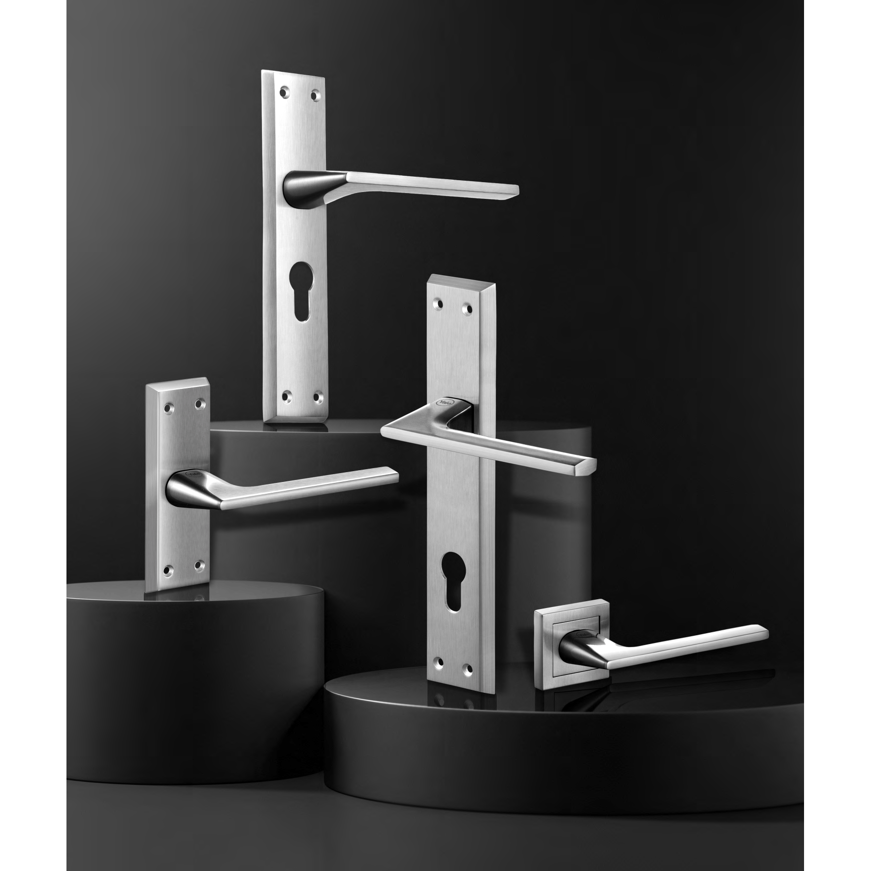 Yale YE-1109-OR-BK-(__) Essential Mira Series