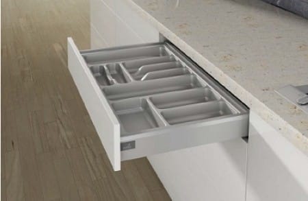 Hettich Orgatray Width- 501-600 Mm, Depth- 441-520 Mm, Silver Finish