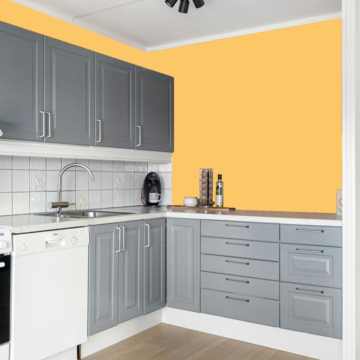 Shalimar HERO SUPER PREMIUM EXTERIOR EMULSION INTERIOR EMULSION  Orange