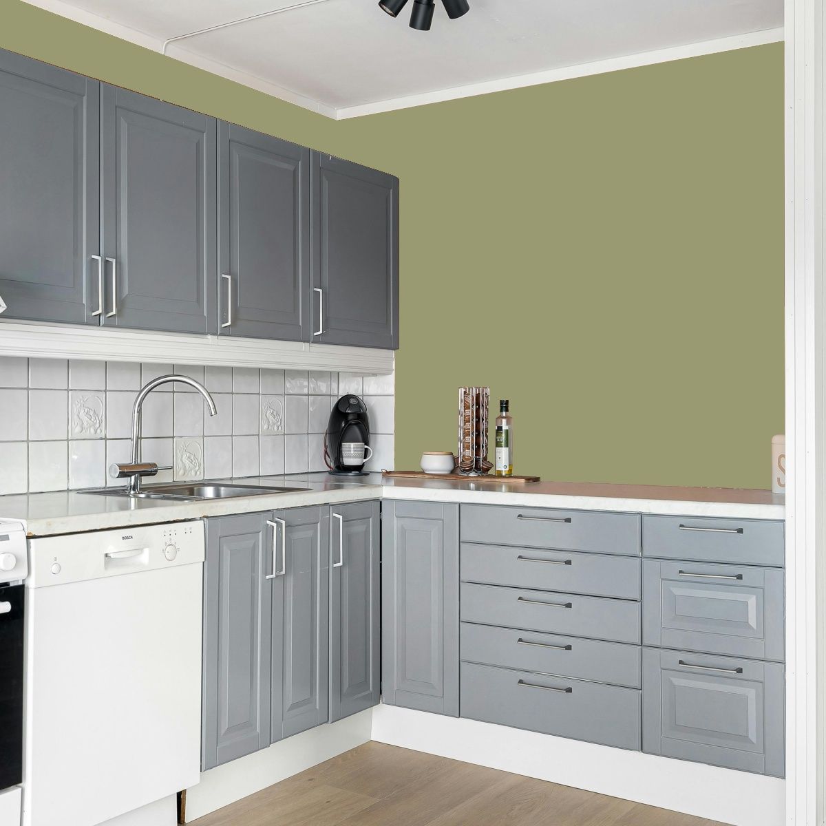 Shalimar SUPERLAC HI-TINT UNIVERSAL STAINER STAINERS  Green
