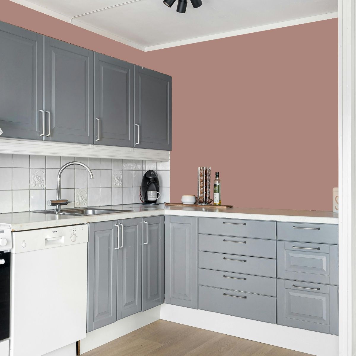 Shalimar XTRA TOUGH ANTI CARBONATION COATING EXTERIOR EMULSION Red